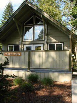 Cabins And Campground At Cultus Lake Park 호텔 칠리왝 외부 사진